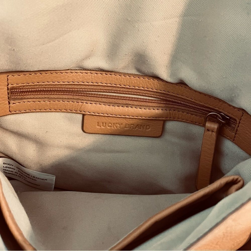Lucky Brand Light Tan Leather Crossbody Bag - Picture 5 of 13